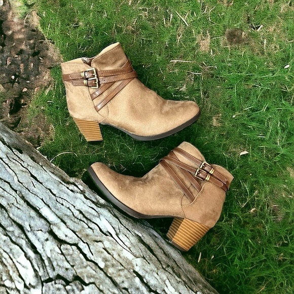 Life stride Velocity - Brown ankle boots with straps - Size 6.5 - Picture 1 of 9